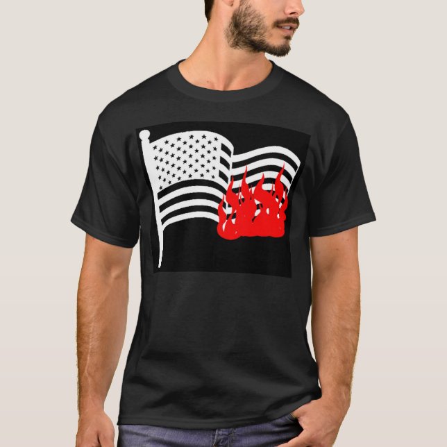 Flaggabränning Tee (Framsida)