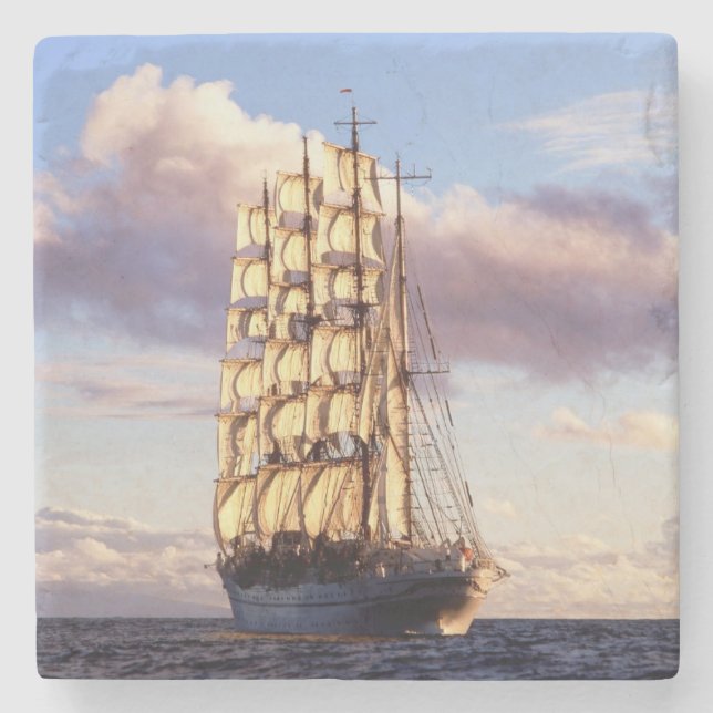 Flaggafraktinställningen seglar på havet underlägg sten (Framsidan)