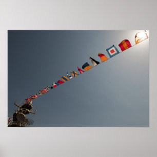 Flaggor flyger över USS Iwo Jima-däcket Poster