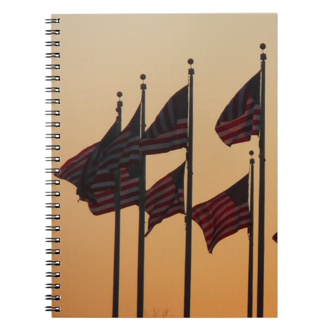 Flaggor i Sunset American Patriotic USA Anteckningsbok Med Spiral (Framsidan)