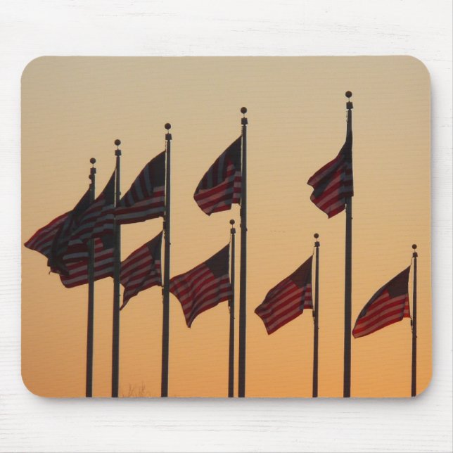 Flaggor vid solnedgång Amerikansk patriotisk USA Musmatta (Framsidan)