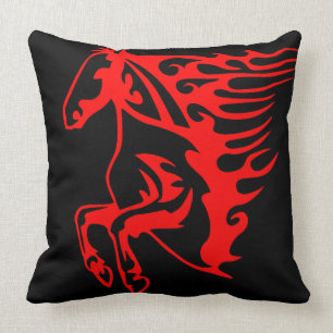 Flaming Fire Red Bronco Mustang Vild Horse Kudde