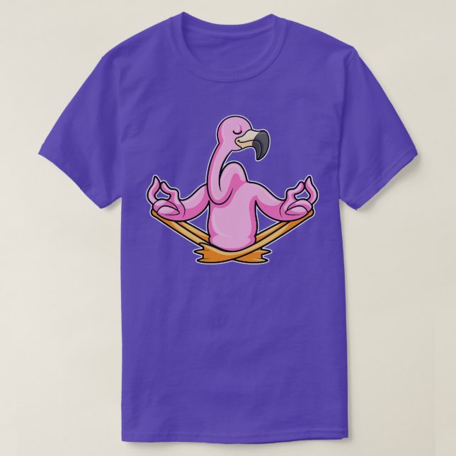 Flamingo at Yoga in Crosslegged T Shirt (Design framsida)