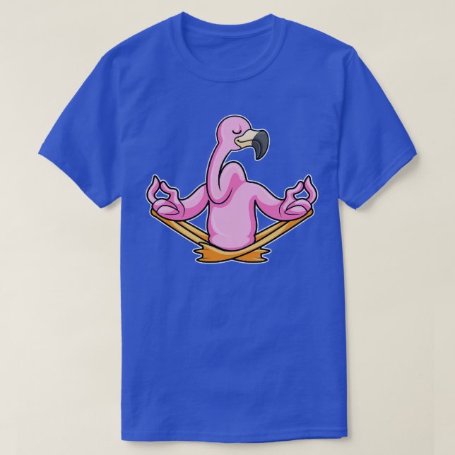 Flamingo at Yoga in Crosslegged T Shirt (Design framsida)