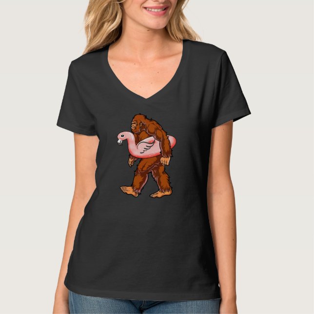 Flamingo Bigfoot T Shirt (Framsida)