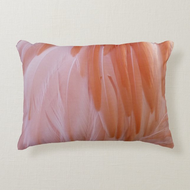 Flamingo Feathers in Shades of Rosa Prydnadskudde (Framsidan)