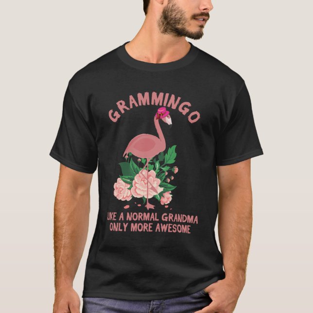Flamingo mormor som en vanlig mormor t shirt (Framsida)