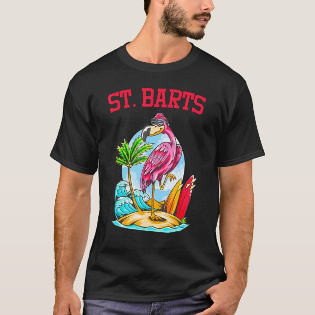 Flamingo Ocean Beach Wave Surfboard St Barts T Shirt (Framsida)