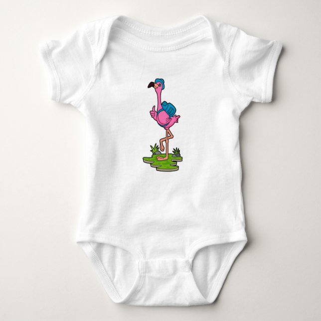 Flamingo som Hiker med ryggsäck T Shirt (Framsida)