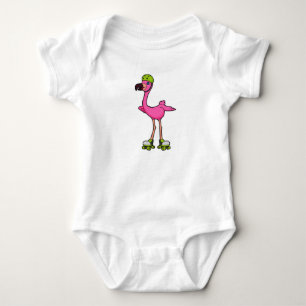 Flamingo som skateboardåkare med rullskridskor & h t shirt