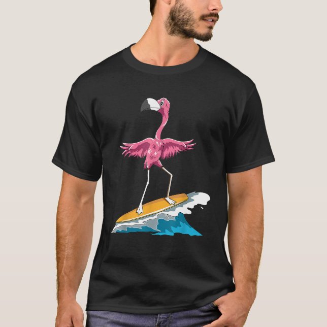 Flamingo Surfing Flamingo Surfa Flamingo Surfboard T Shirt (Framsida)