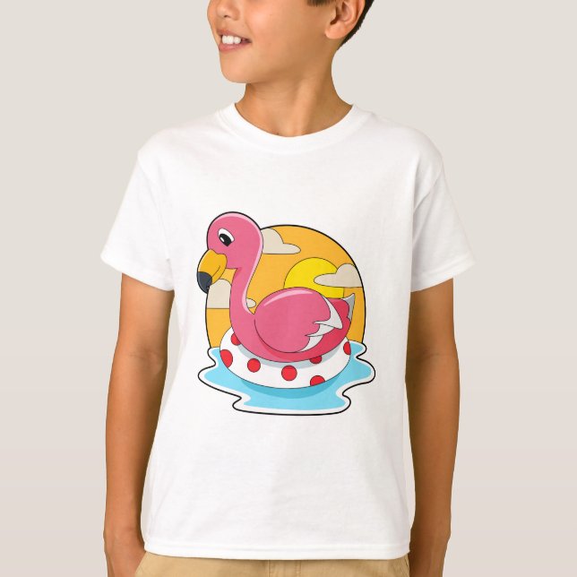 Flamingo vid Swimming med livboj T Shirt (Framsida)