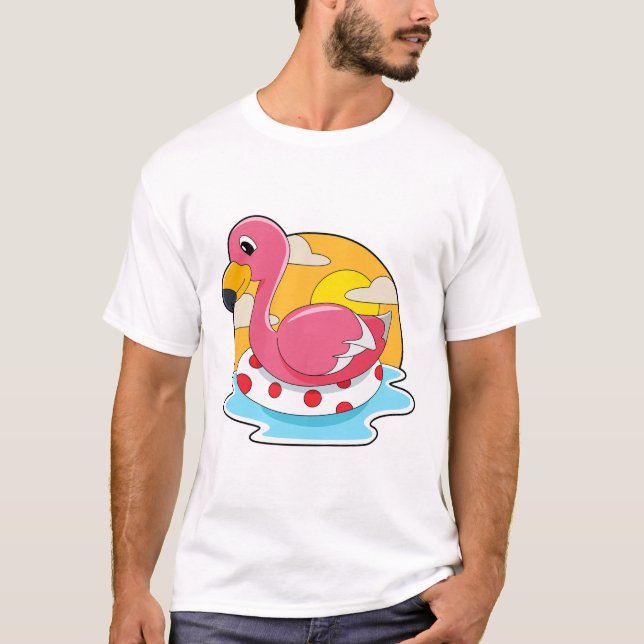 Flamingo vid Swimming med livboj T Shirt (Framsida)