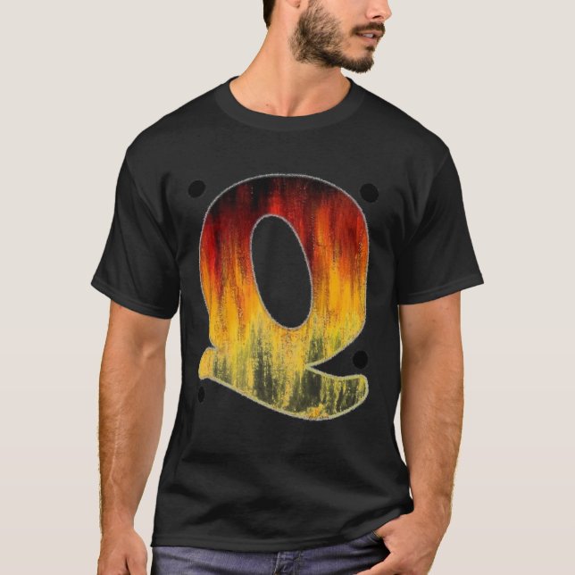 Flammande brev Q Tee Shirt (Framsida)