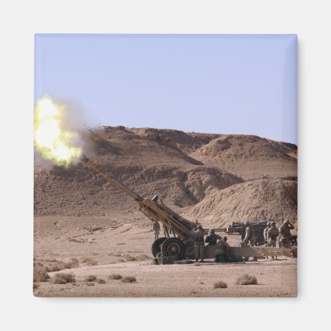 Flammet och röken kommer från munstycket magnet (Framsidan)