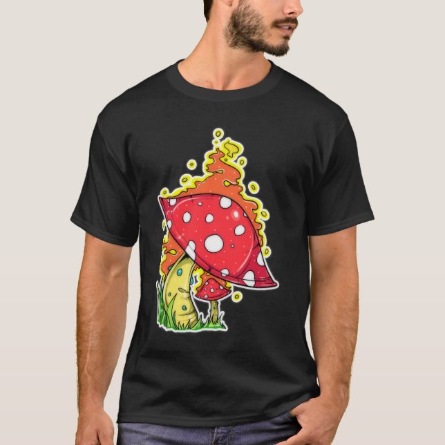 Flamning Psychedelic Mushroom Illustration Art T Shirt (Framsida)