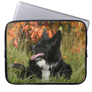 Flämtande besegrar lägga för gränsCollie Laptop Sleeve