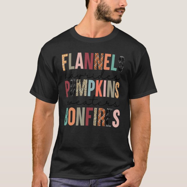 Flannels Hayrides Pumpkins Sweaters Bonfires Plaid T Shirt (Framsida)