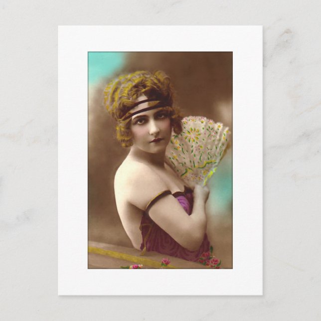 flapper girl in purple with a fan vykort (Framsida)