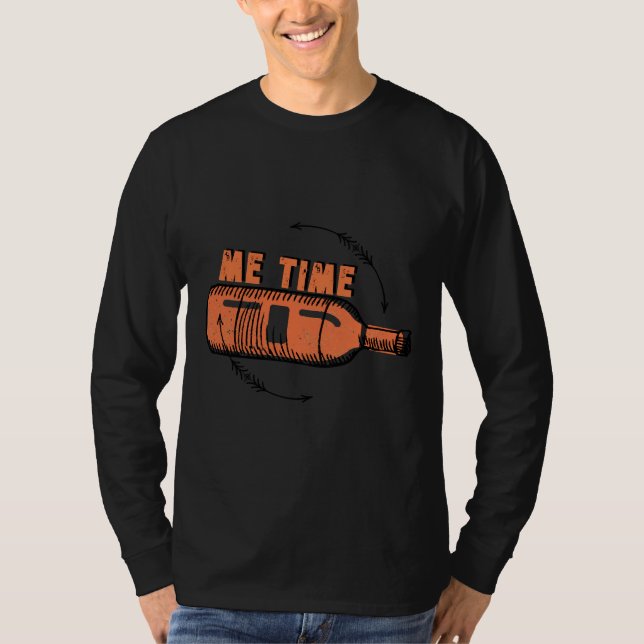 Flaska vid Vin Me Time Halfevilmerch T Shirt (Framsida)