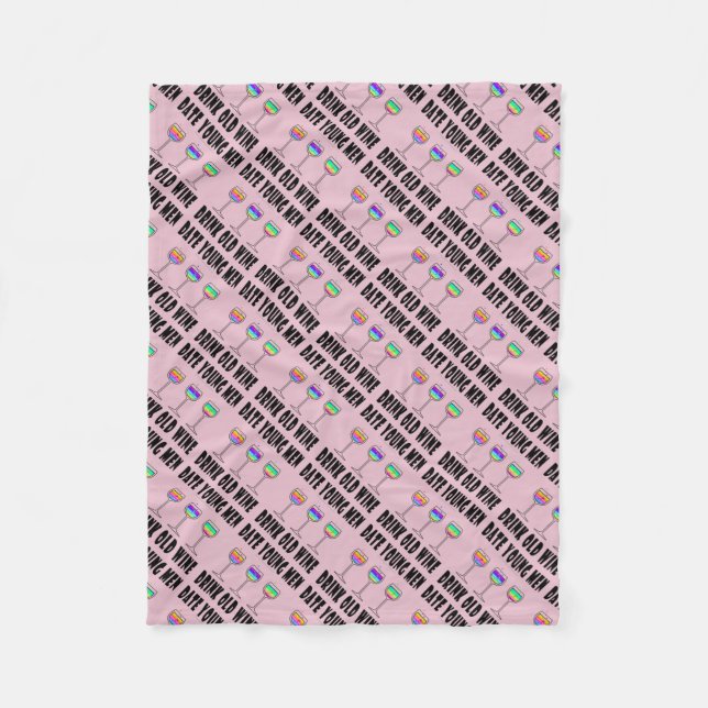 FLEECE BLANKETS - DRINK OLD VIN, DATUM YOUNG MANAR (Framsidan)