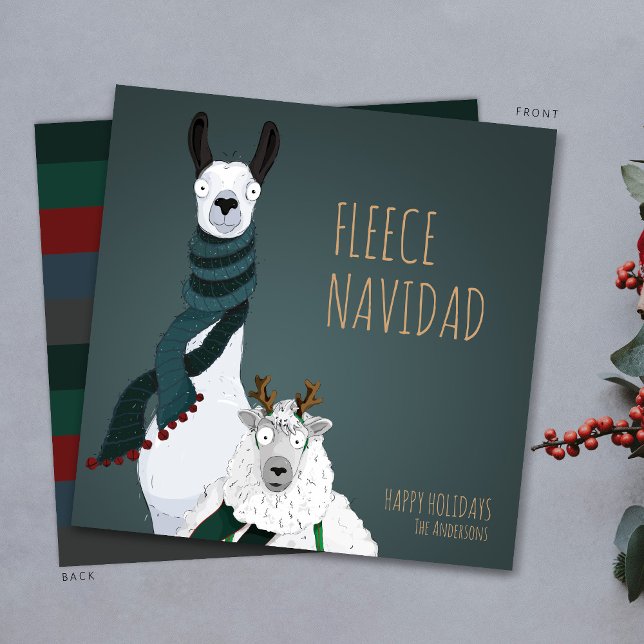 “Fleece Navidad” Funny Chic Quirky Punny Julkort (Skapare uppladdad)