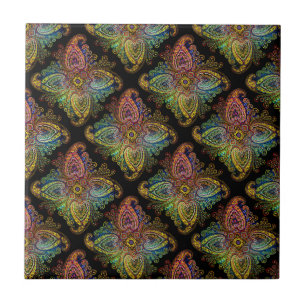 Flerfärgad Paisley-design på svart Kakelplatta