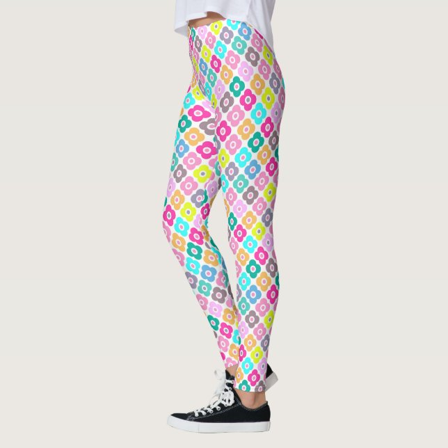 Flerfärgat rustikt blommönster på vit  leggings (Vänster)