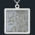 Fleur de Bleu I Silverpläterat Halsband<br><div class="desc">Blommigt</div>