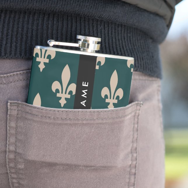 Fleur de Lis, Beige on Green, Royal, Your Name Fickplunta (In Situ)