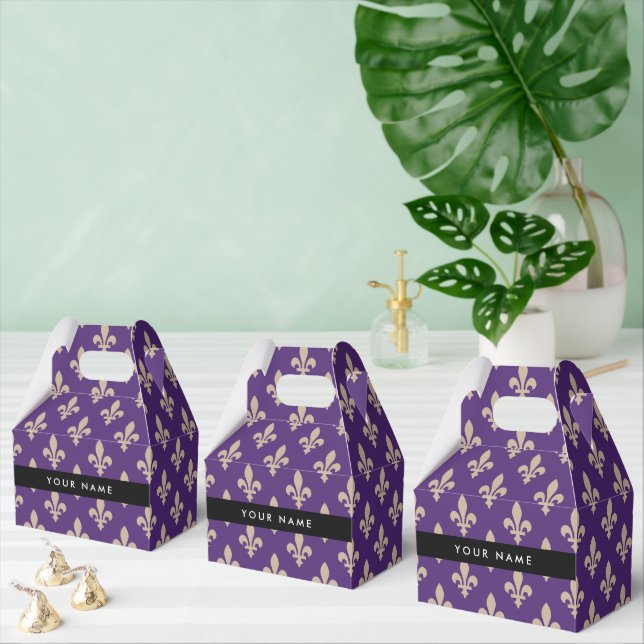Fleur de Lis, Beige on Purple, Royal, Your Name Presentaskar (Multipel)