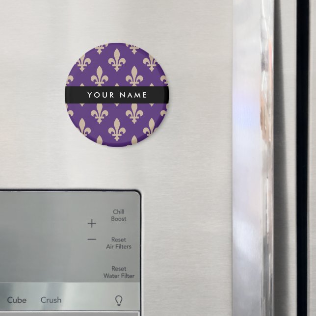Fleur de Lis, Beige på Lila, Kunglig, Ditt Namn Magnet (In Situ (Fridge))