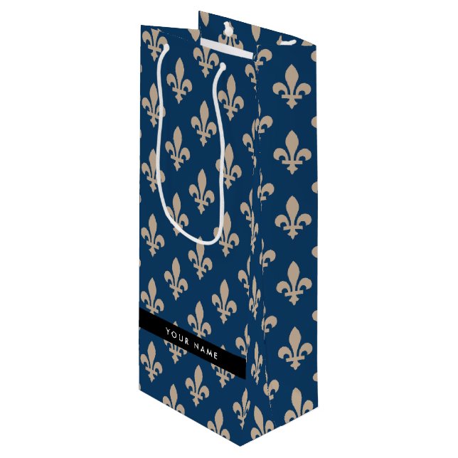 Fleur de Lis, Beige på Navy Blue, Royal, Ditt Namn (Framsidan Vinklad)