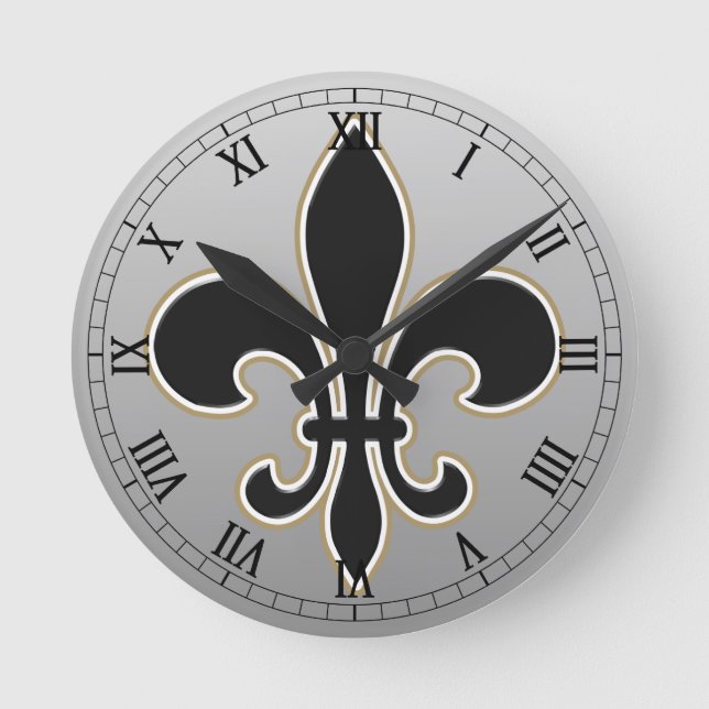 Fleur de Lis Black with White and Gold Rund Klocka (Framsida)