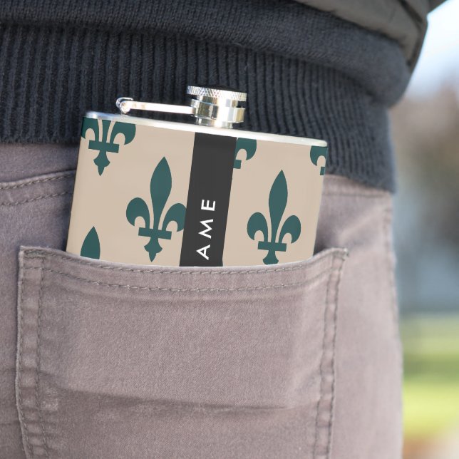 Fleur de Lis, Green on Beige, Royal, Your Name Fickplunta (In Situ)