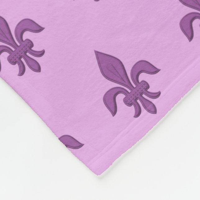 Fleur de Lis i Violet Lila på Lavender Fleecefilt (Hörn)