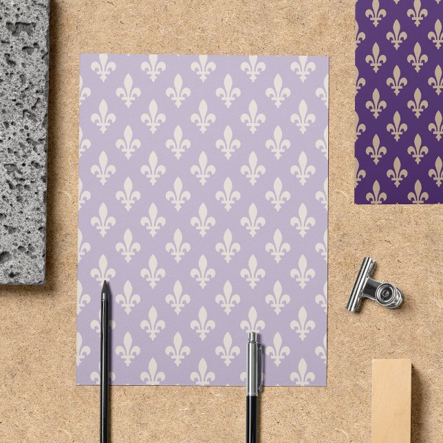 Fleur de Lis Mönster, Fransk, Royal, Cream, Lila Reklamblad (Skapare uppladdad)