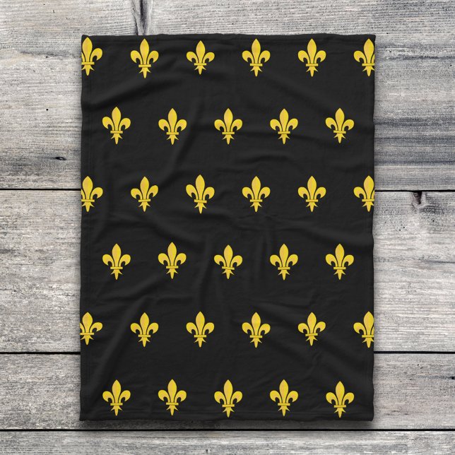 Fleur de Lis på Black Blanket Fleecefilt (Fleur de Lis on Black Blanket)