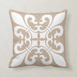 Fleur de Lis Symbol i vit på solbränna Kudde