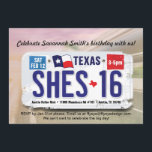 Flicka 16th inbjudan för födelsedagTexas licens<br><div class="desc">En tonårs- flicka roterande 16 och att få henne körkort är en milstolpe som ska firas! Jag skapade denna design till tillfångatagandet den statliga registreringsskylten för individen och satte den överst av en mjuk bakgrund som inkluderar gatan, huvudvägen och himmlen. Denna design sums upp ditt födelsedagfirande snabbt. Den är till...</div>