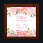 Flicka fågelstatus Rosa Guld Blommigt Keepsaké Minnesask<br><div class="desc">En liten nyckelbox för en flicka. Utformningen av blommigten för söt har vattenfärgblommor i nyanser av rosa och guld och grönt. Mallen är utformad så att du kan lägga till babyen namn och födelsestatus, inklusive födelsetid och födelsedatum, vikt och längd. Du kan också lägga till en egen anpassningsbar (till exempel...</div>