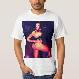 flicka för hettsvartmuskel i fishnetbikini tee shirt