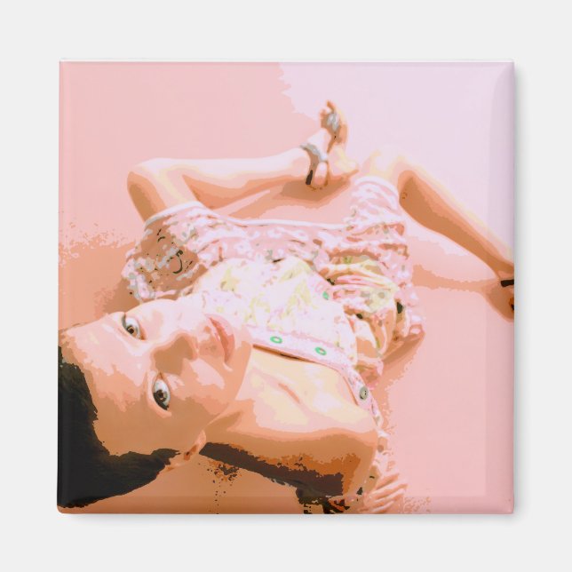 flicka i rosa magnet (Framsidan)