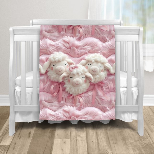 Flicka Liten Lamm Slöjor Fleecefilt (Sweet pink lamb baby blanket with sleepy little sheep on a cozy pink background. )