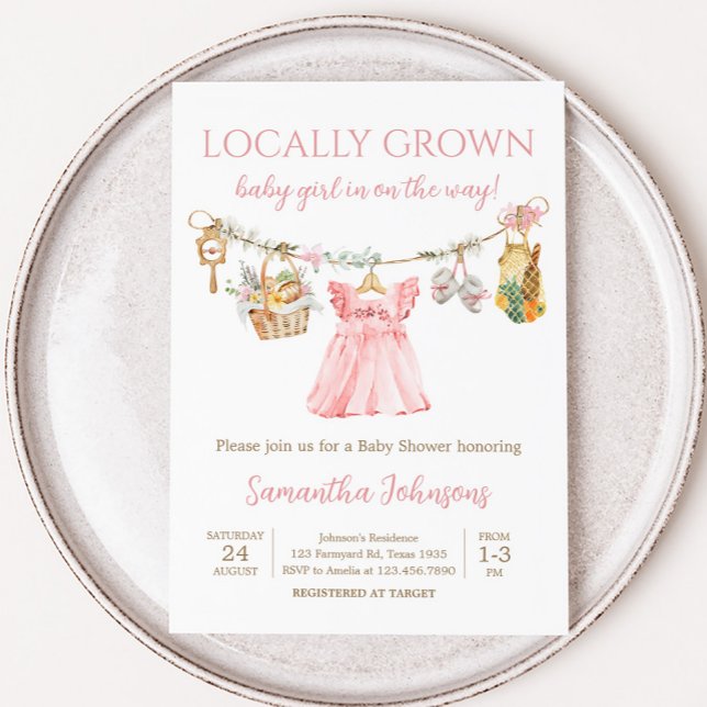 Flicka Lokalt Odlad Barnkalas Inbjudningar (Girl Locally Grown Clothesline Baby Shower Invitation)