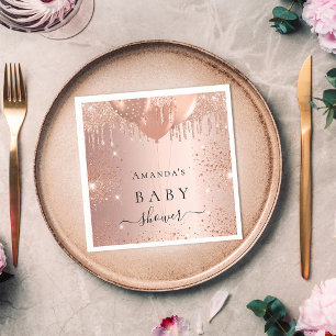 Flicka med babyskor i ro guld glitter pappersservett