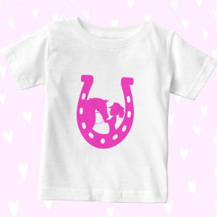 Flicka med häst och västernhatt Het rosa hästsko T Shirt