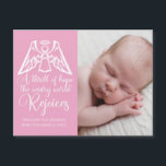 flicka Photo Rosa Angel jul Magnetic Card<br><div class="desc">En elegant ängel sitter över julklaven ord från O Heliga Natt på detta vackra magnetkort för rosa och vitt helgdag. Det är hoppfullt, den rika världen gläds. Rejöst med det här vackra födelseattest för religiösa med fantastisk kalligrafi och ditt nyfödda foto på framsidan och baksidan. En underbar kristen julkort från...</div>