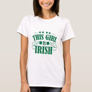 Flickan är irländsk t shirt