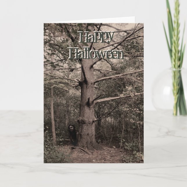 Flickan bakom halloween-kortet i träd kort (Framsida)
